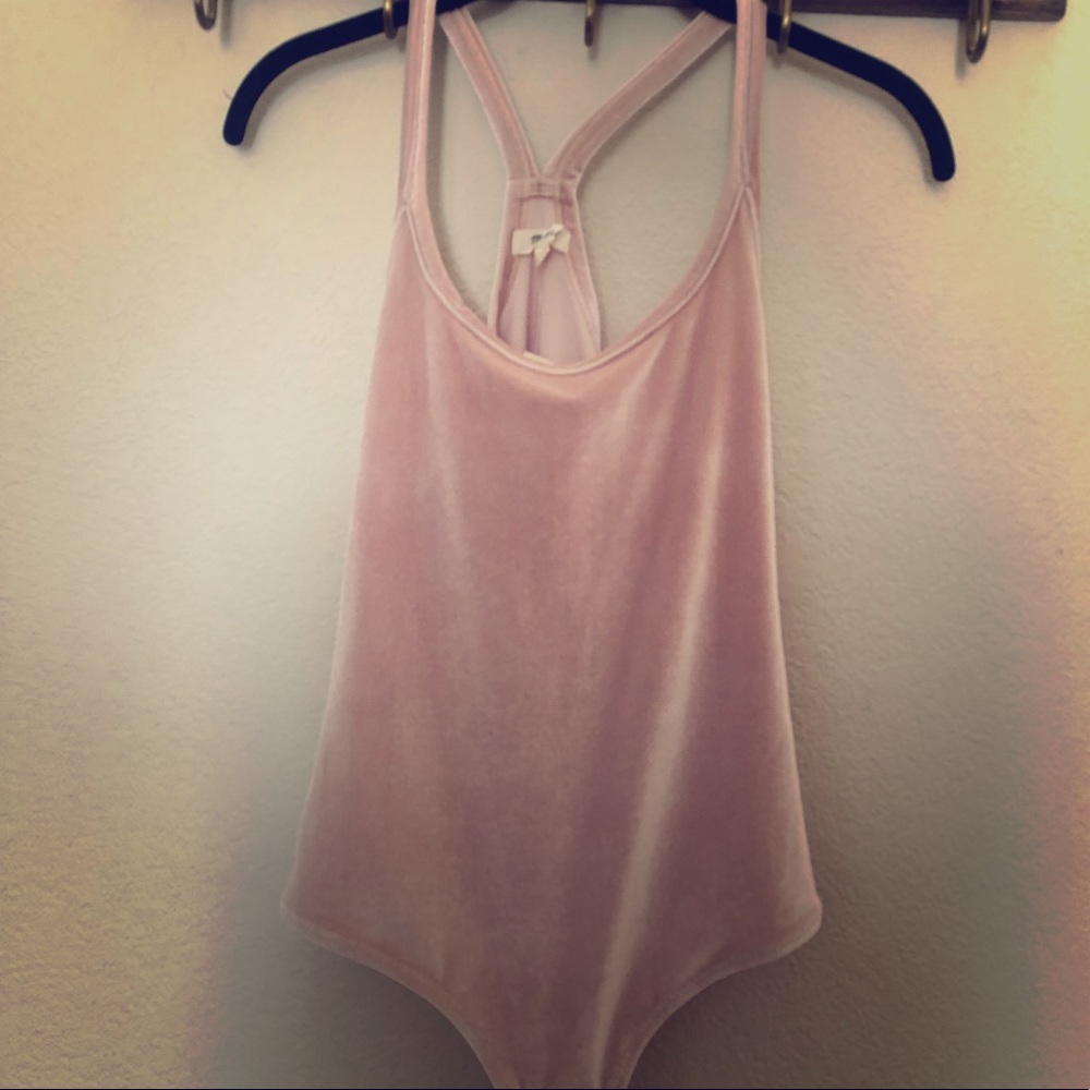 ✨✨Madewell NWT Dusty Rose Bodysuit✨✨
